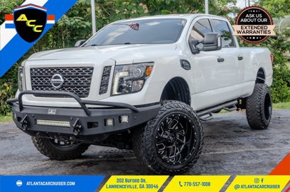 Used 2018 Nissan Titan SV w/ SV Convenience Package