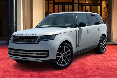 New 2025 Land Rover Range Rover SE