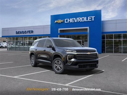 New 2025 Chevrolet Traverse LT w/ Driver Confidence Package