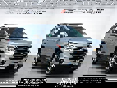 Used 2021 Chevrolet Traverse LT