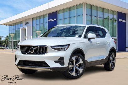 Certified 2023 Volvo XC40 B5 Plus w/ Protection Package Premier