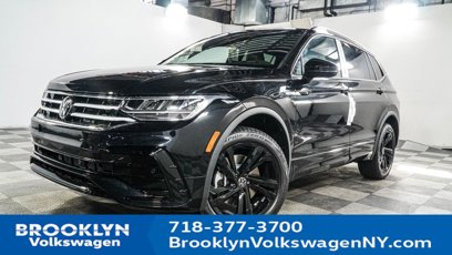 New 2024 Volkswagen Tiguan SE R-Line