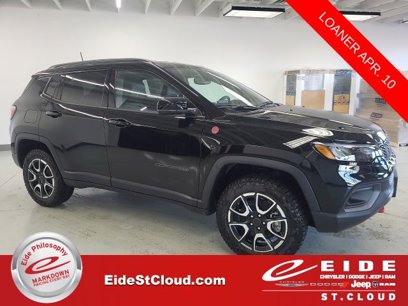 New 2025 Jeep Compass Trailhawk w/ Trailhawk Convenience Group