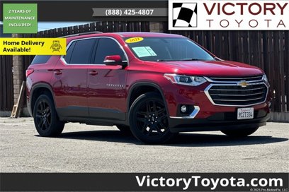 Used 2021 Chevrolet Traverse LT