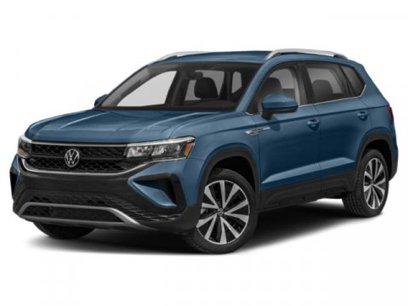 Used 2023 Volkswagen Taos SE w/ Panoramic Sunroof Package
