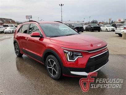 New 2025 Kia Niro LX