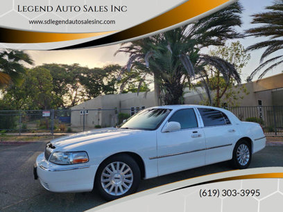 Used 2003 Lincoln Town Car Signature