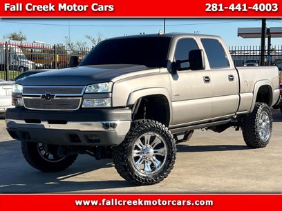 Used 2006 Chevrolet Silverado 2500 LT w/ Heavy-Duty Power Package