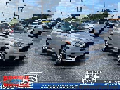 Used 2018 Ford Focus SE w/ Cold Weather Package