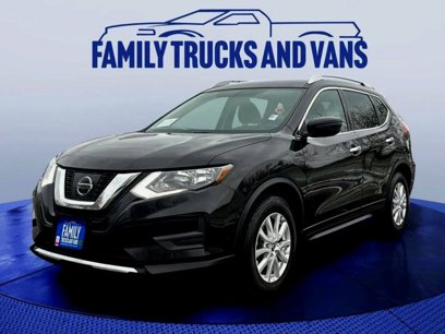 Used 2017 Nissan Rogue SV