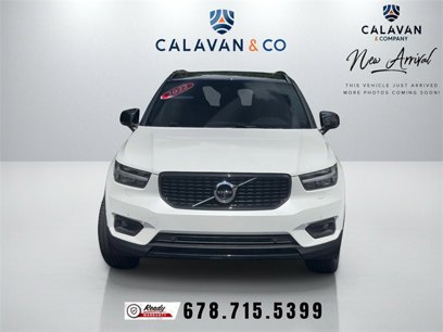 Used 2022 Volvo XC40 T5 R-Design