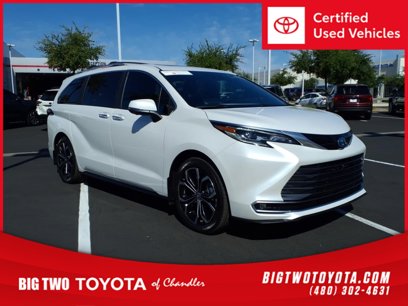 Certified 2025 Toyota Sienna Platinum