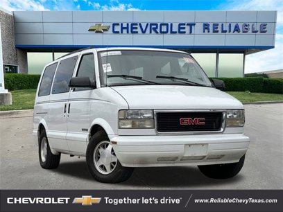 Used 2002 GMC Safari w/ SLT Marketing Option Pkg 3