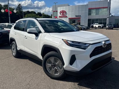 New 2025 Toyota RAV4 XLE