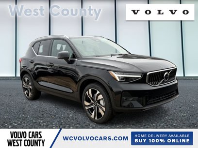 New 2025 Volvo XC40 B5 Plus w/ Protection Package Premier
