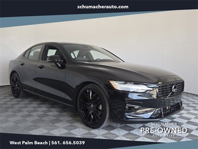 Used 2022 Volvo S60 B5 R-Design w/ Advanced Package