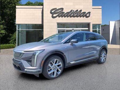 New 2025 Cadillac Optiq Luxury 1
