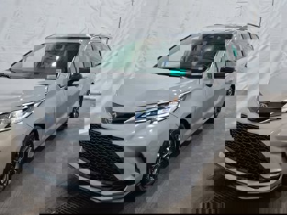Used 2023 Toyota Sienna LE