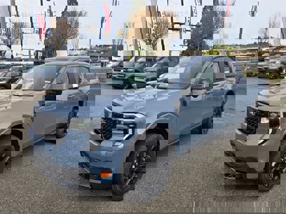 New 2025 Ford Maverick Lariat