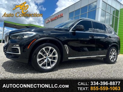 Used 2019 BMW X5 xDrive40i w/ Premium Package 2