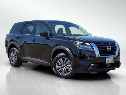 Used 2024 Nissan Pathfinder S