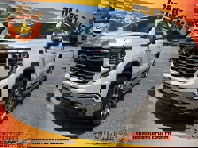 Used 2022 GMC Sierra 1500 SLT w/ SLT Premium Plus Package