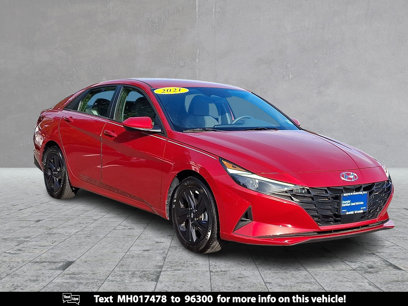 Certified 2021 Hyundai Elantra SEL w/ Convenience Package