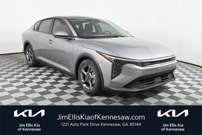 New 2025 Kia K4 LXS