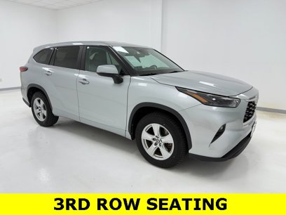 Used 2023 Toyota Highlander LE