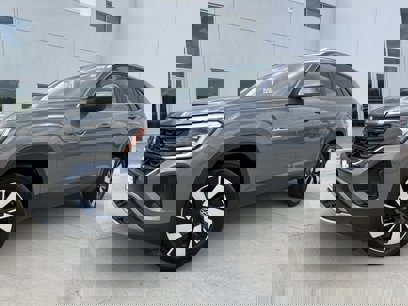 Used 2024 Volkswagen Atlas Cross Sport SE