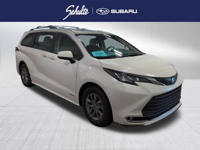 Used 2021 Toyota Sienna XLE