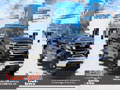 Used 2019 GMC Sierra 1500 SLE w/ SLE Convenience Package