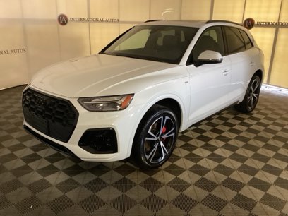 Certified 2025 Audi Q5 2.0T Premium Plus w/ Premium Plus Package