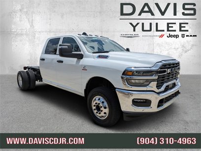 New 2025 RAM 3500 Tradesman w/ Chrome Appearance Group