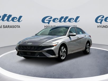 New 2025 Hyundai Elantra SEL