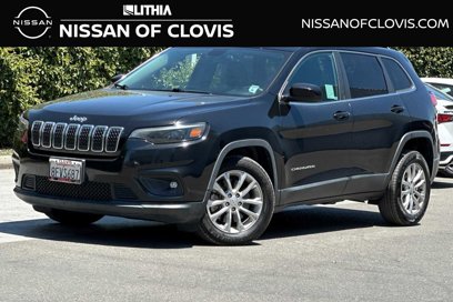 Used 2019 Jeep Cherokee Latitude w/ Popular Appearance Group