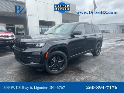 Used 2023 Jeep Grand Cherokee Altitude
