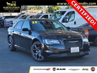 Certified 2022 Chrysler 300 Touring w/ Sport Appearance Package