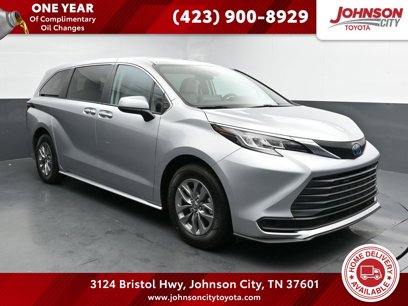 Used 2023 Toyota Sienna LE