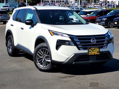 New 2025 Nissan Rogue S