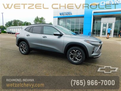 New 2025 Chevrolet Trax LT w/ Driver Confidence Package