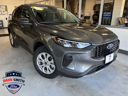 New 2025 Ford Escape Active w/ Cold Weather Package