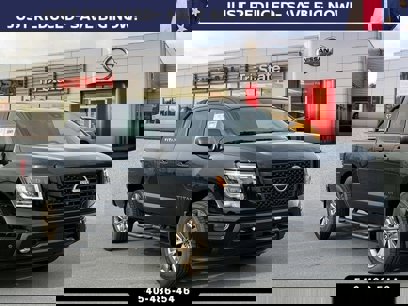 New 2024 Nissan Titan SV w/ SV Bronze Edition Package