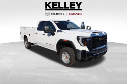 New 2025 GMC Sierra 2500 Pro w/ Convenience Package