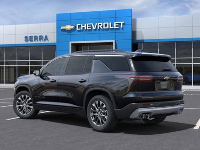 New 2025 Chevrolet Traverse LT w/ Sun and Wheel Package