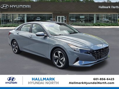 Certified 2022 Hyundai Elantra SEL w/ Convenience + Premium Package