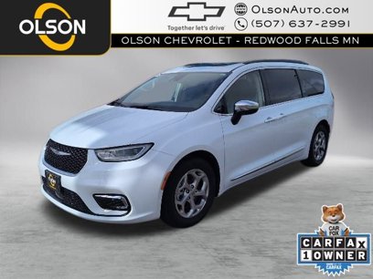 Used 2023 Chrysler Pacifica Limited