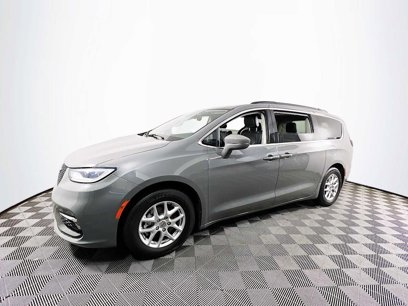 Used 2022 Chrysler Pacifica Touring-L