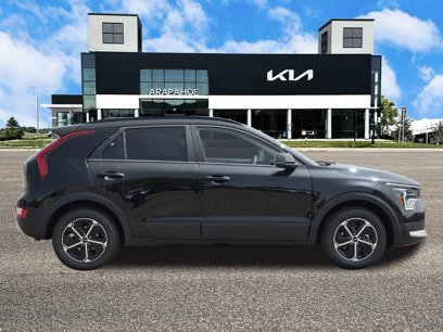 New 2025 Kia Niro LX