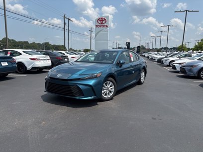 New 2025 Toyota Camry LE